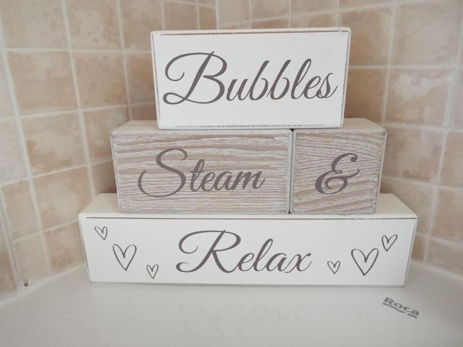 The Singing Heart, TirNaNog Cozy Cottage near Lochgilphead !!HIDDEN GEM!!