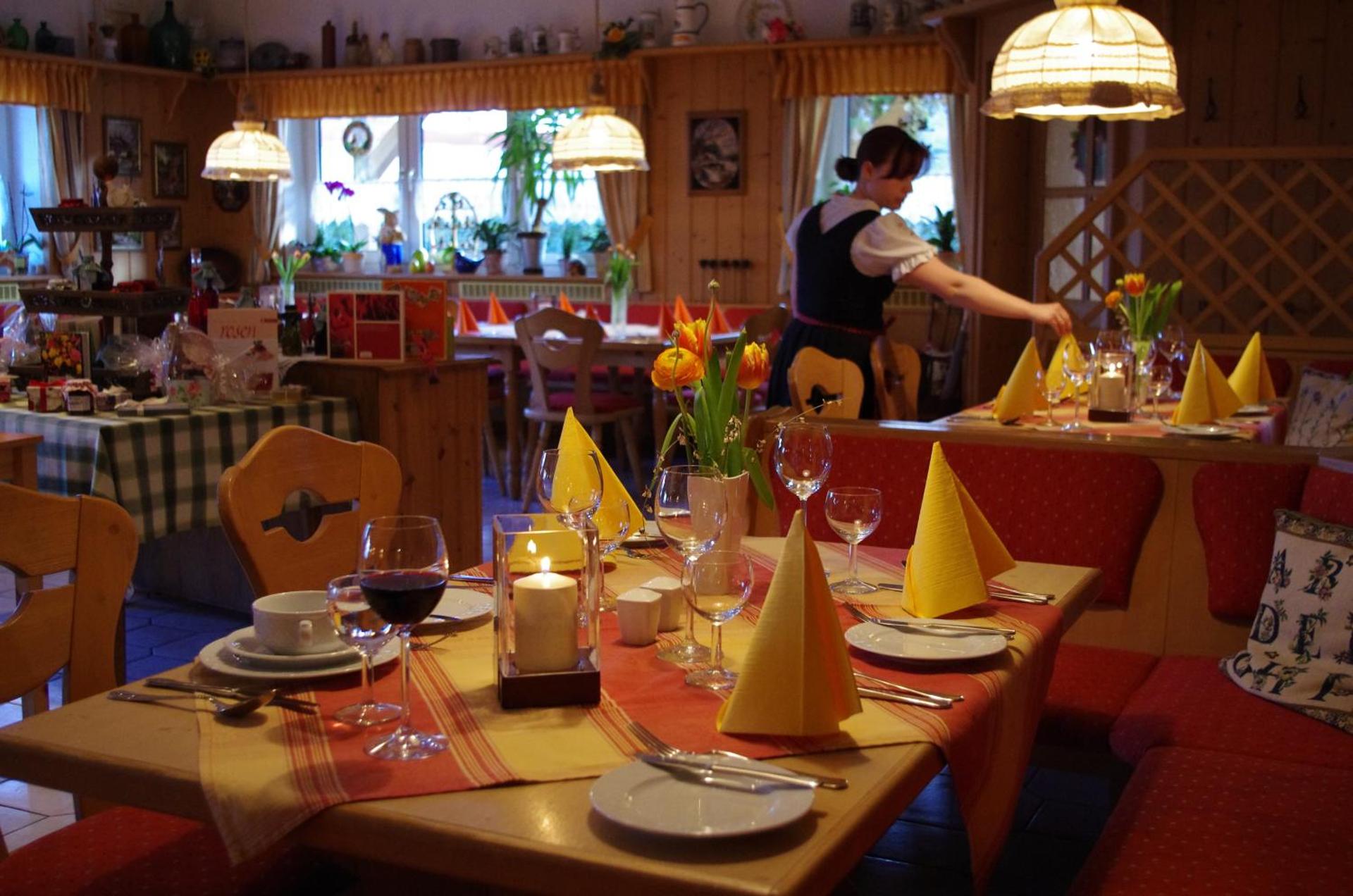 Restaurant/places to eat