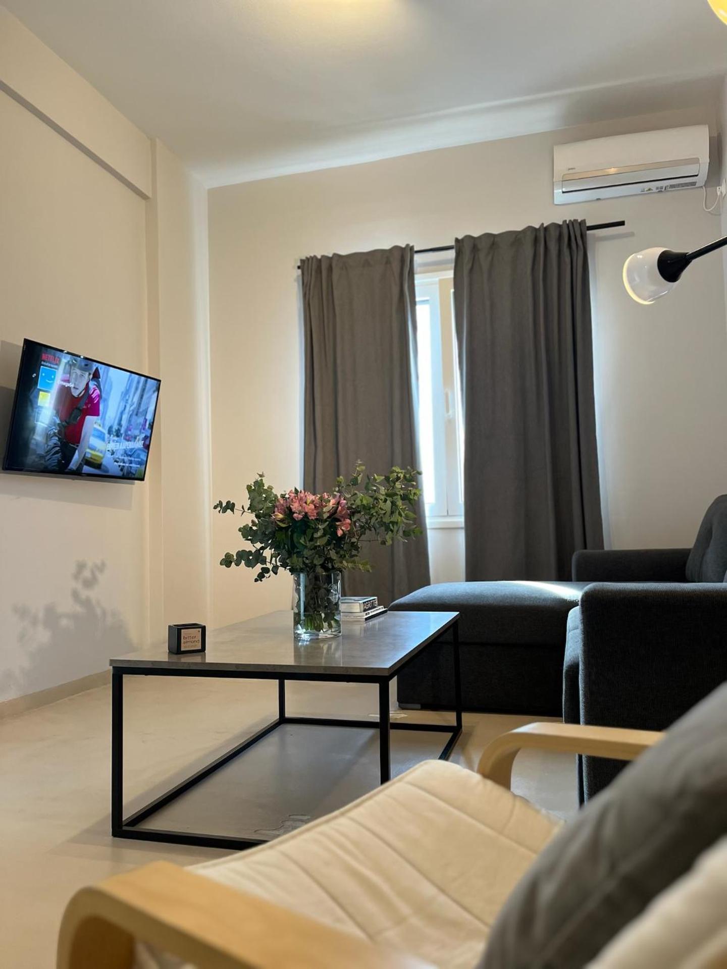 Omega54 City Suites Athens Central Business District