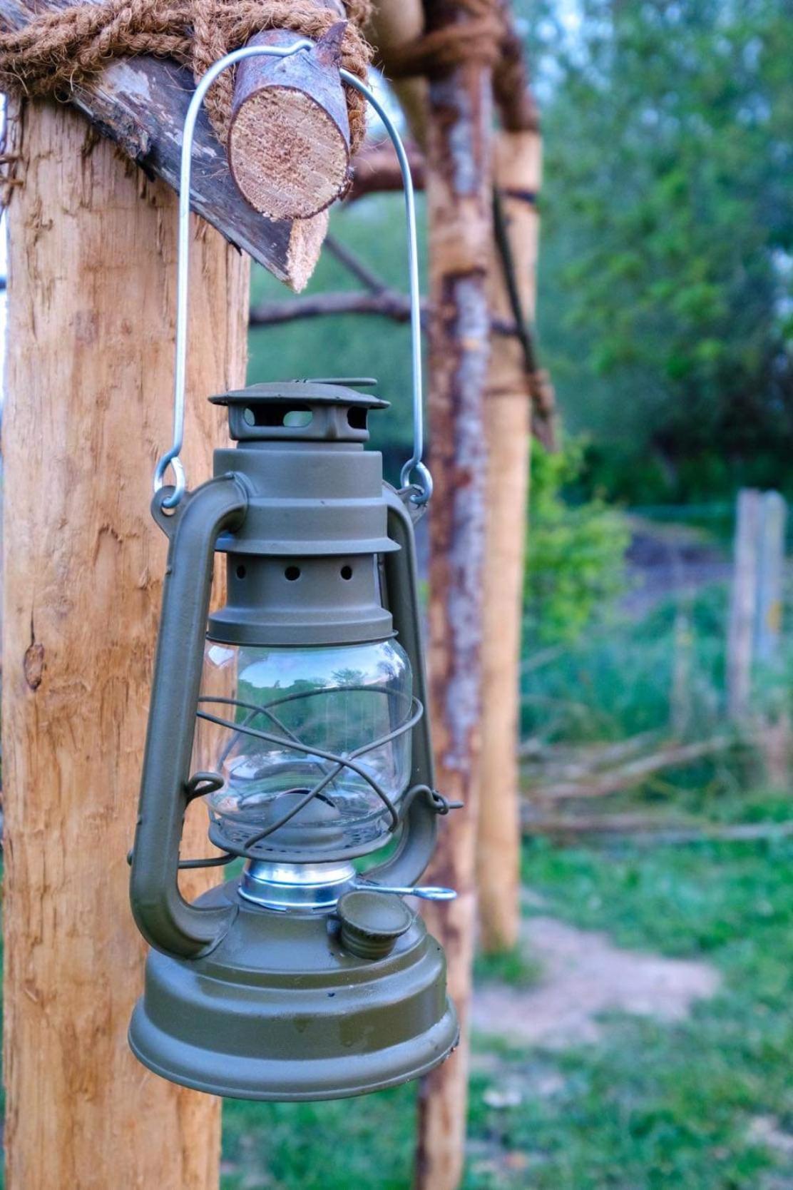 Au Pied Du Trieu, The Shelter