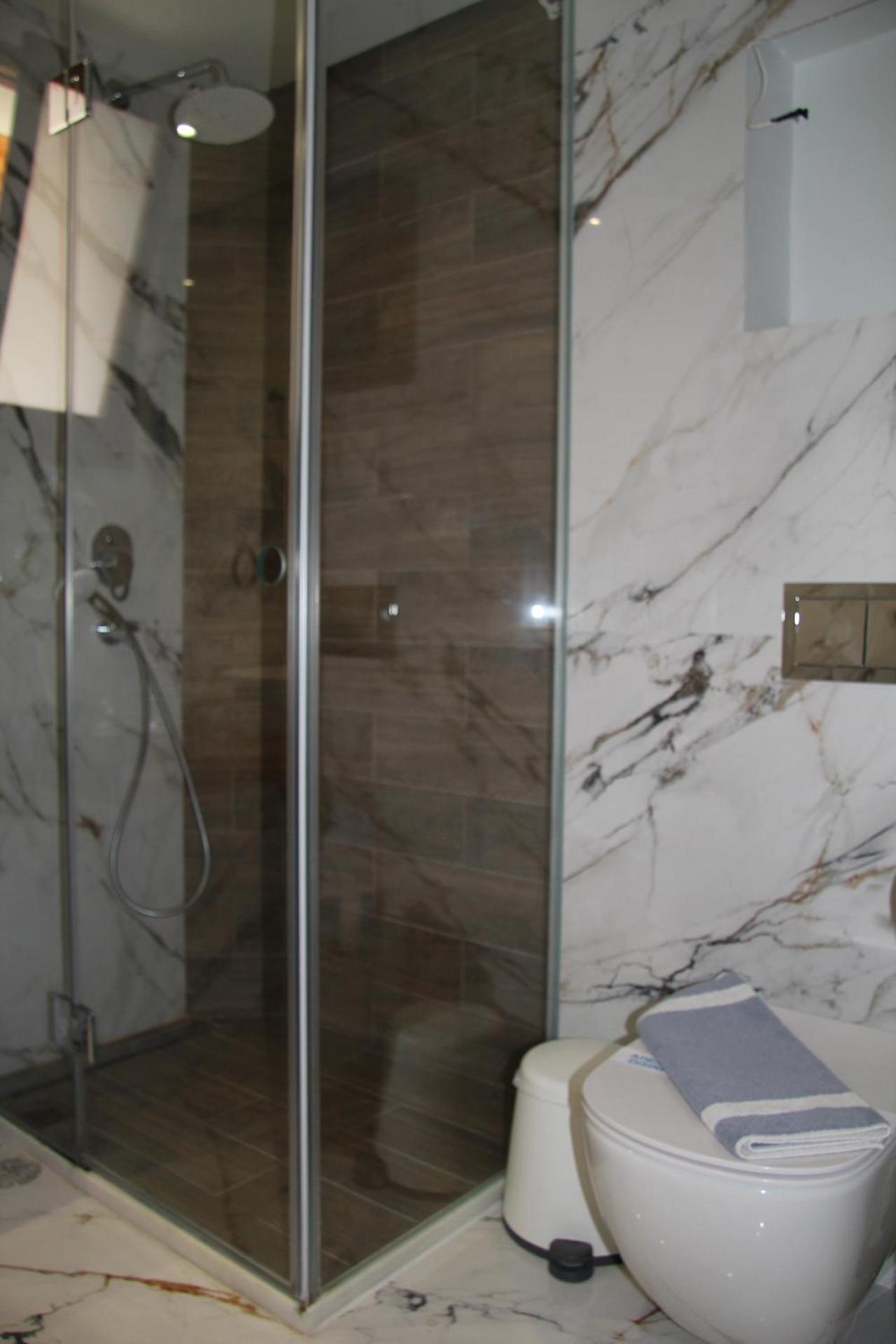 Deluxe Double Room with Balcony and Sea View