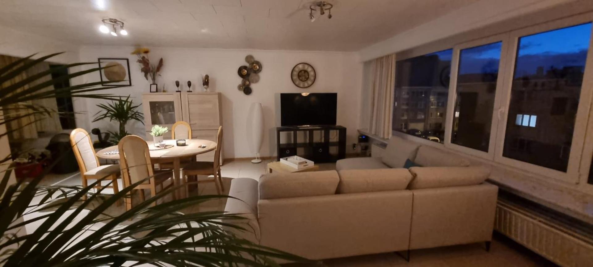 SUPERB APPARTEMENT WITH 3 BED ROOMS IN ANTWERPEN