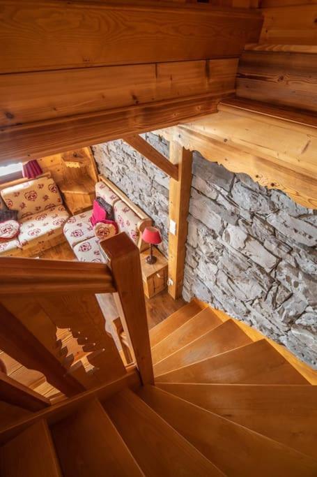 Les Griottes, véritable chalet de montagne, avec Jacuzzi et Sauna