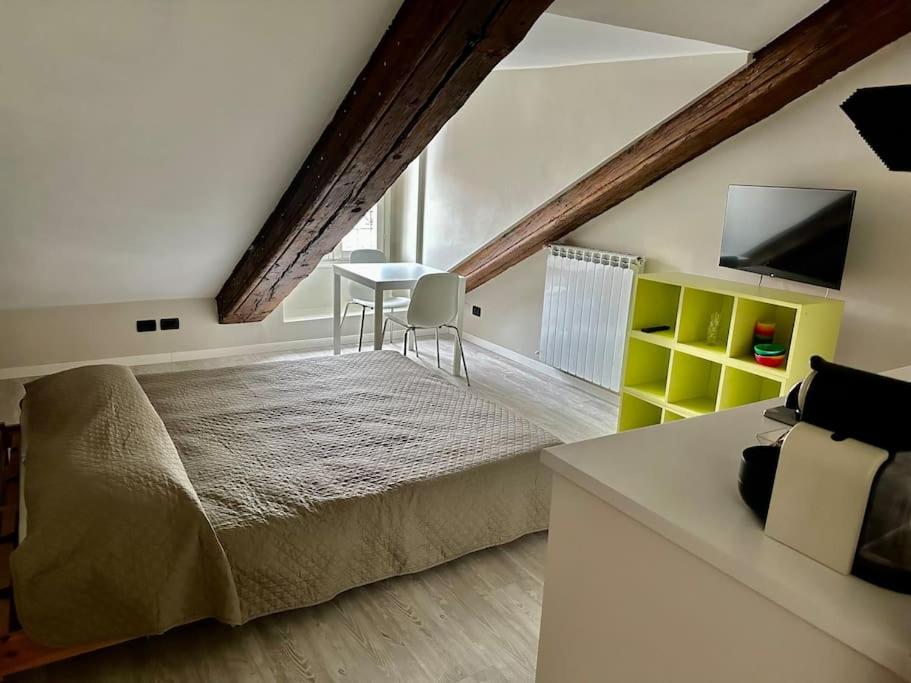 Piccolo loft sui tetti di Torino