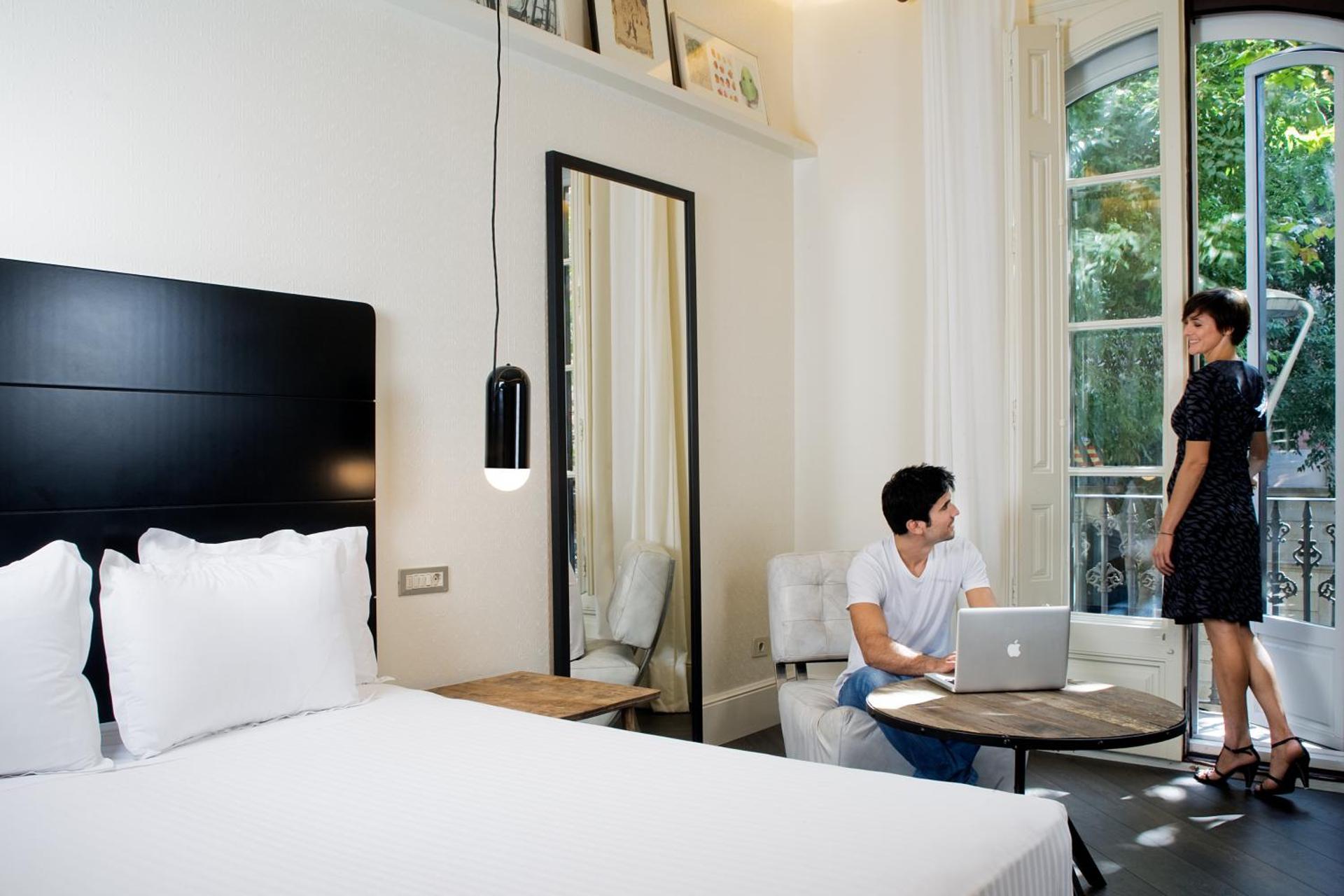 Photo of the whole room