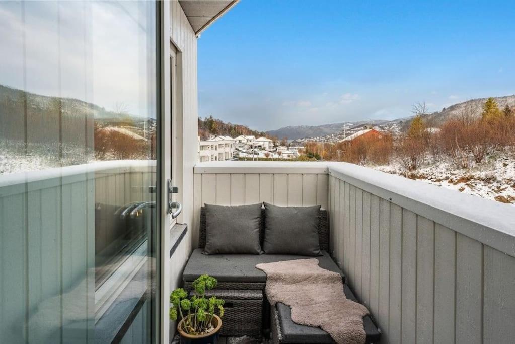 Stor og moderne leilighet i Indre Arna Bergen GRATIS PARKERING!!