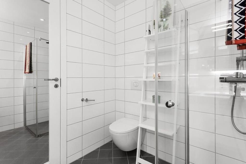 Stor og moderne leilighet i Indre Arna Bergen GRATIS PARKERING!!