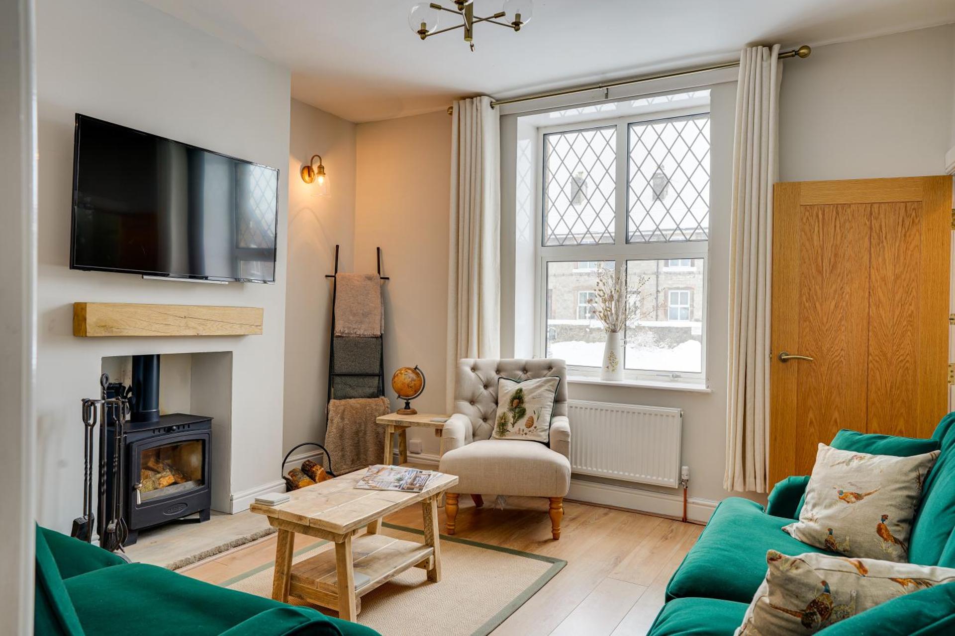 Communal lounge/ TV room