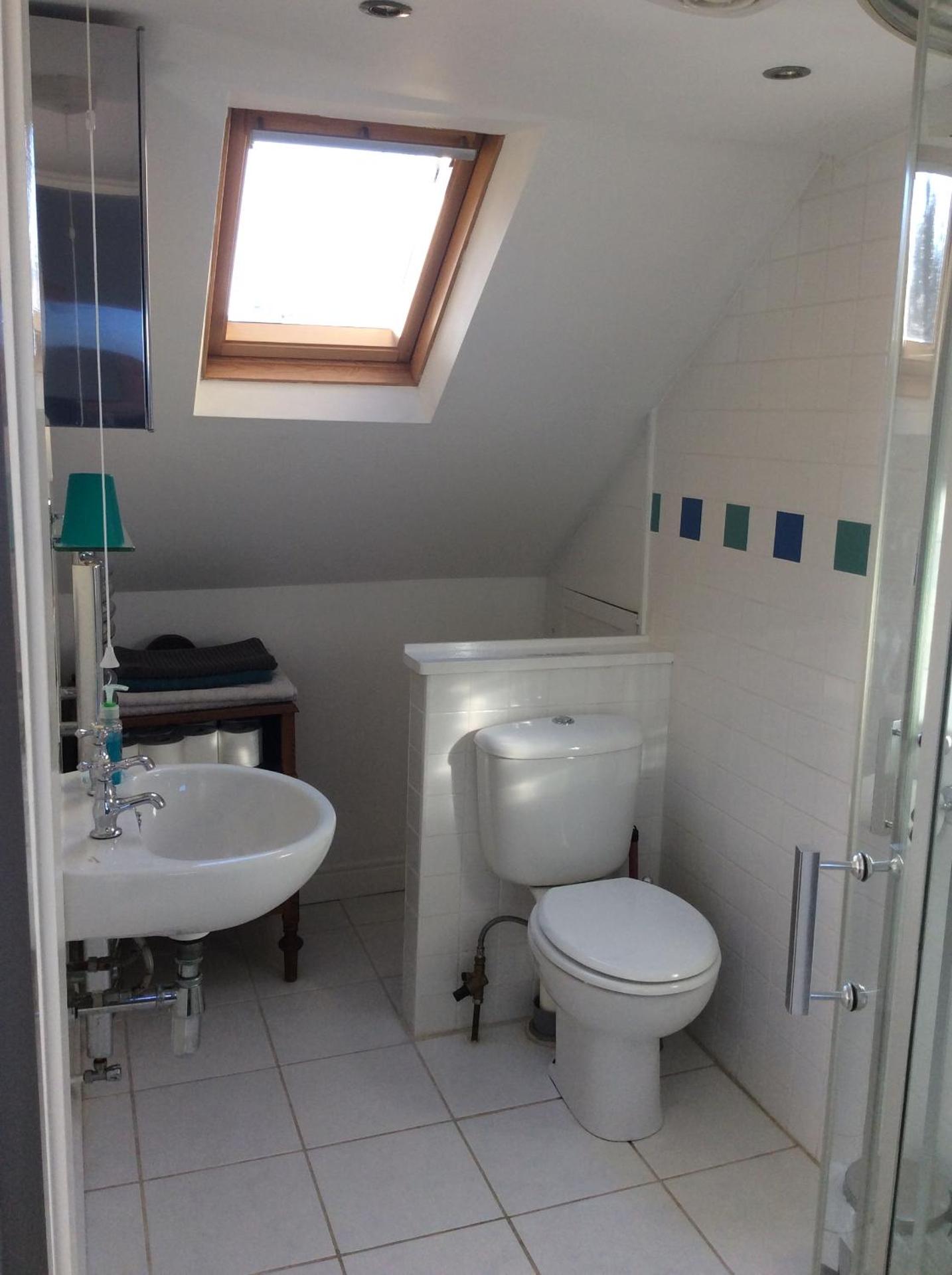 Cosy Loft Apartment in Georgian Home