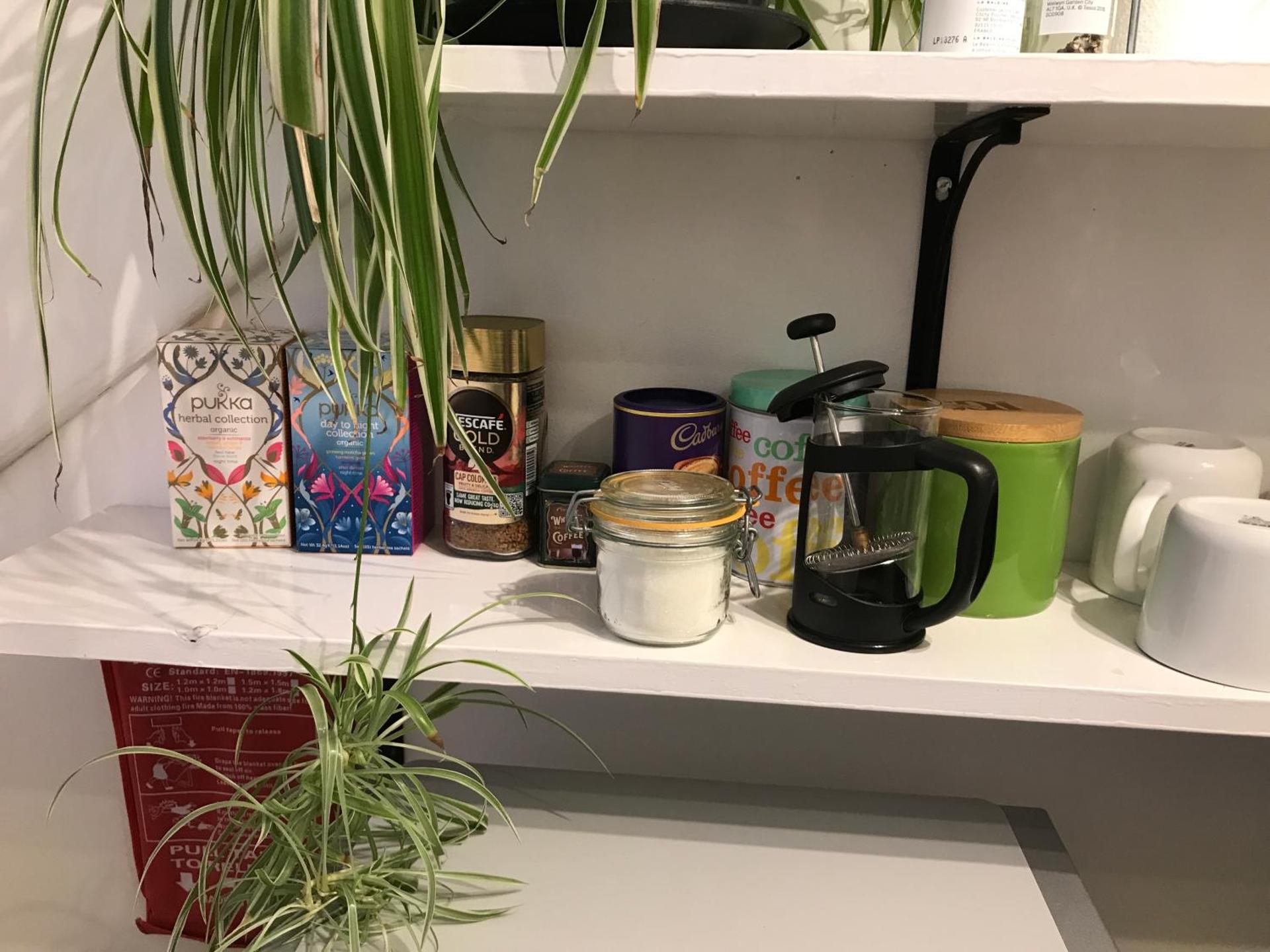 Coffee/tea facilities