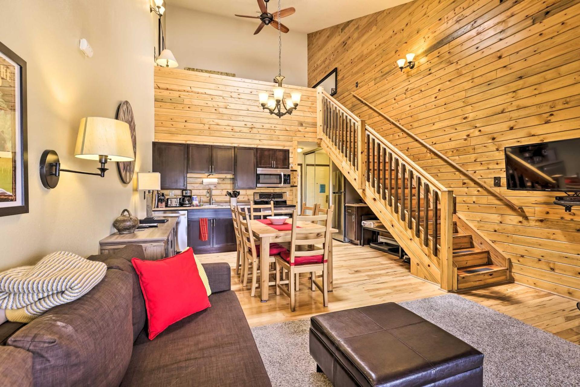 Cozy Granby Mountain Condo with Resort Amenities!