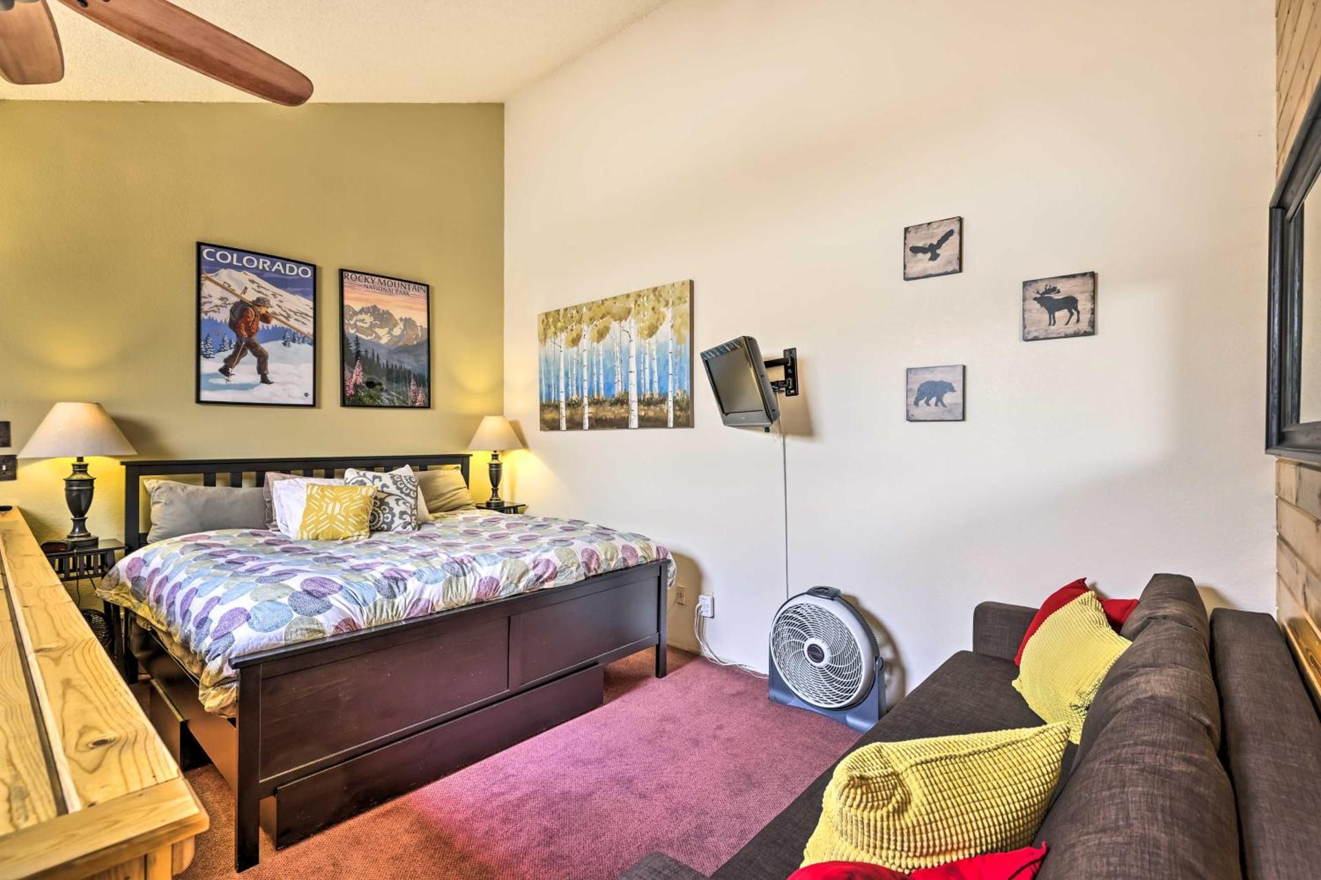 Cozy Granby Mountain Condo with Resort Amenities!