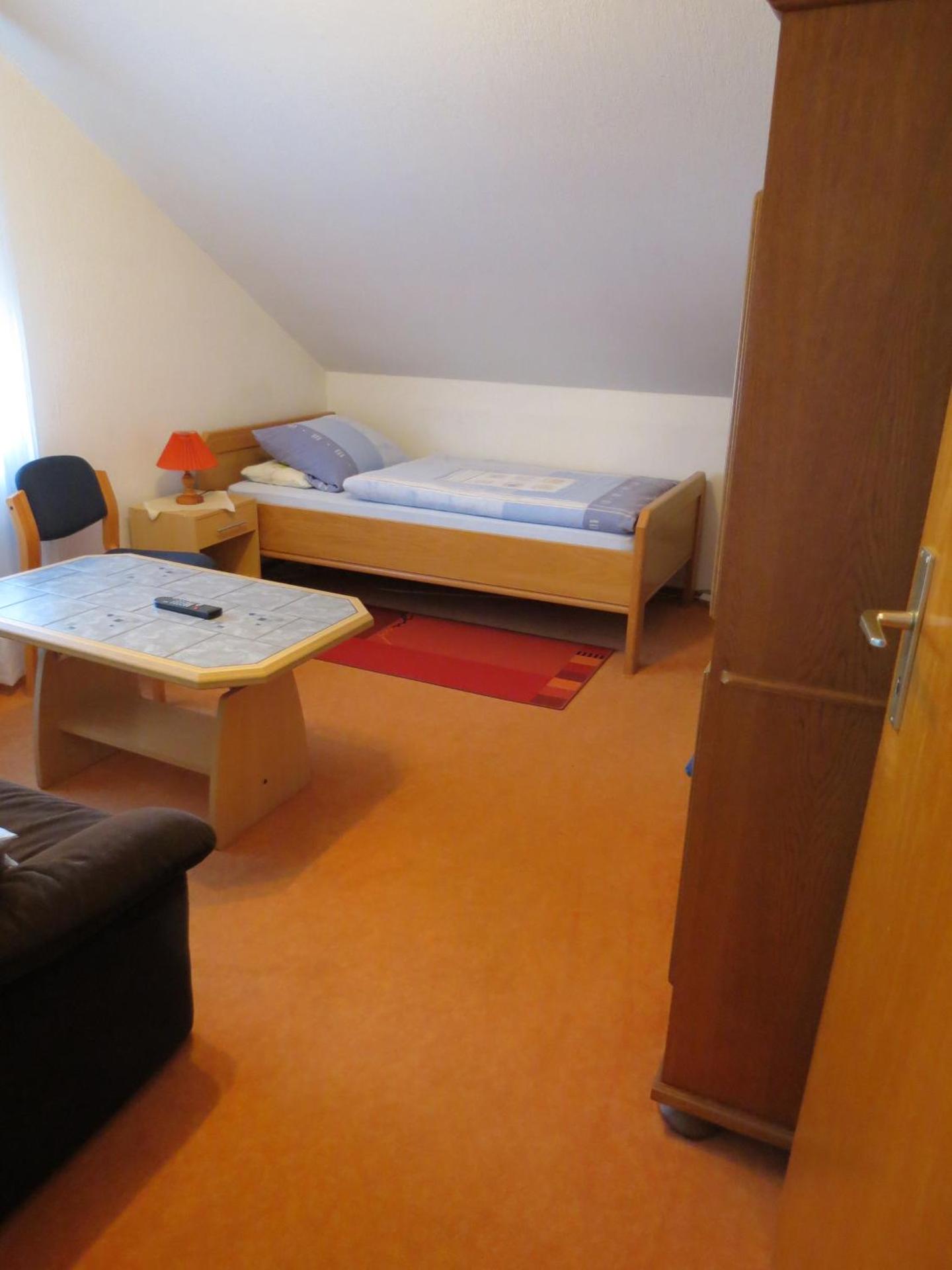 Single Room with Shared Bathroom