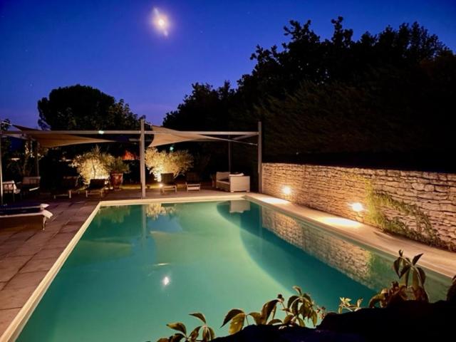 Mas Oréa côté piscine