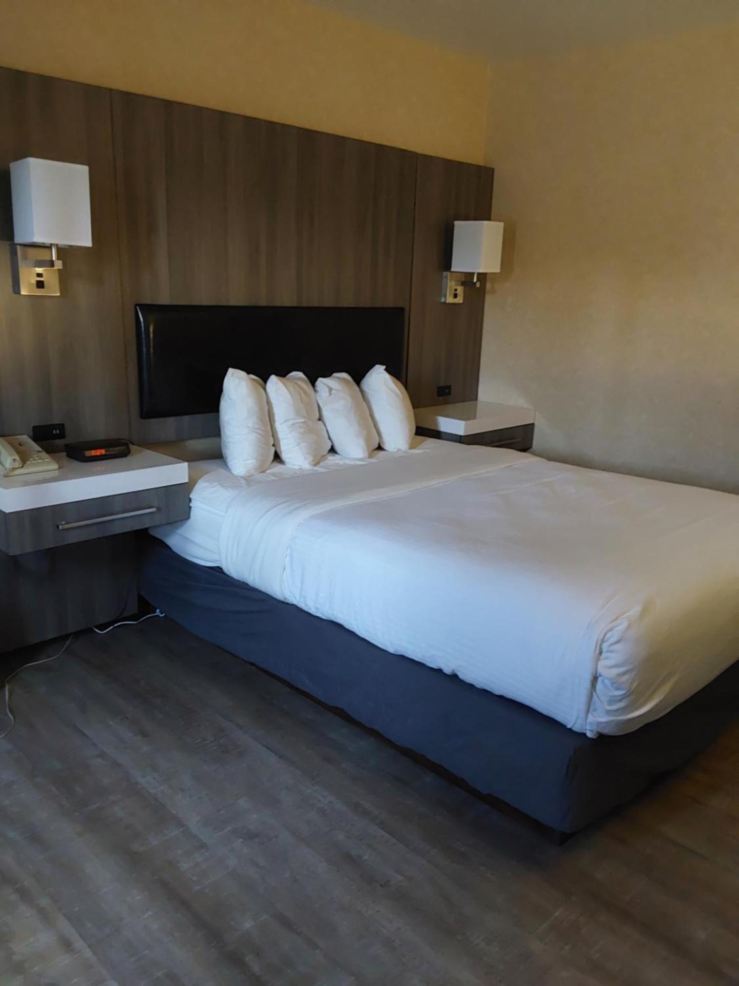 Lavissh inn and Suites