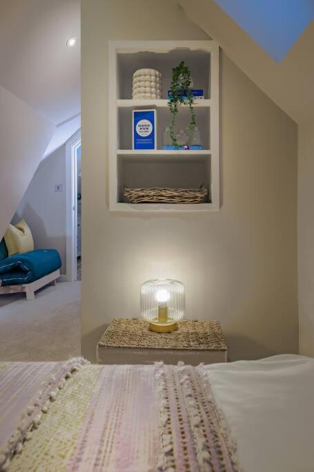 Roseland Apartment 5