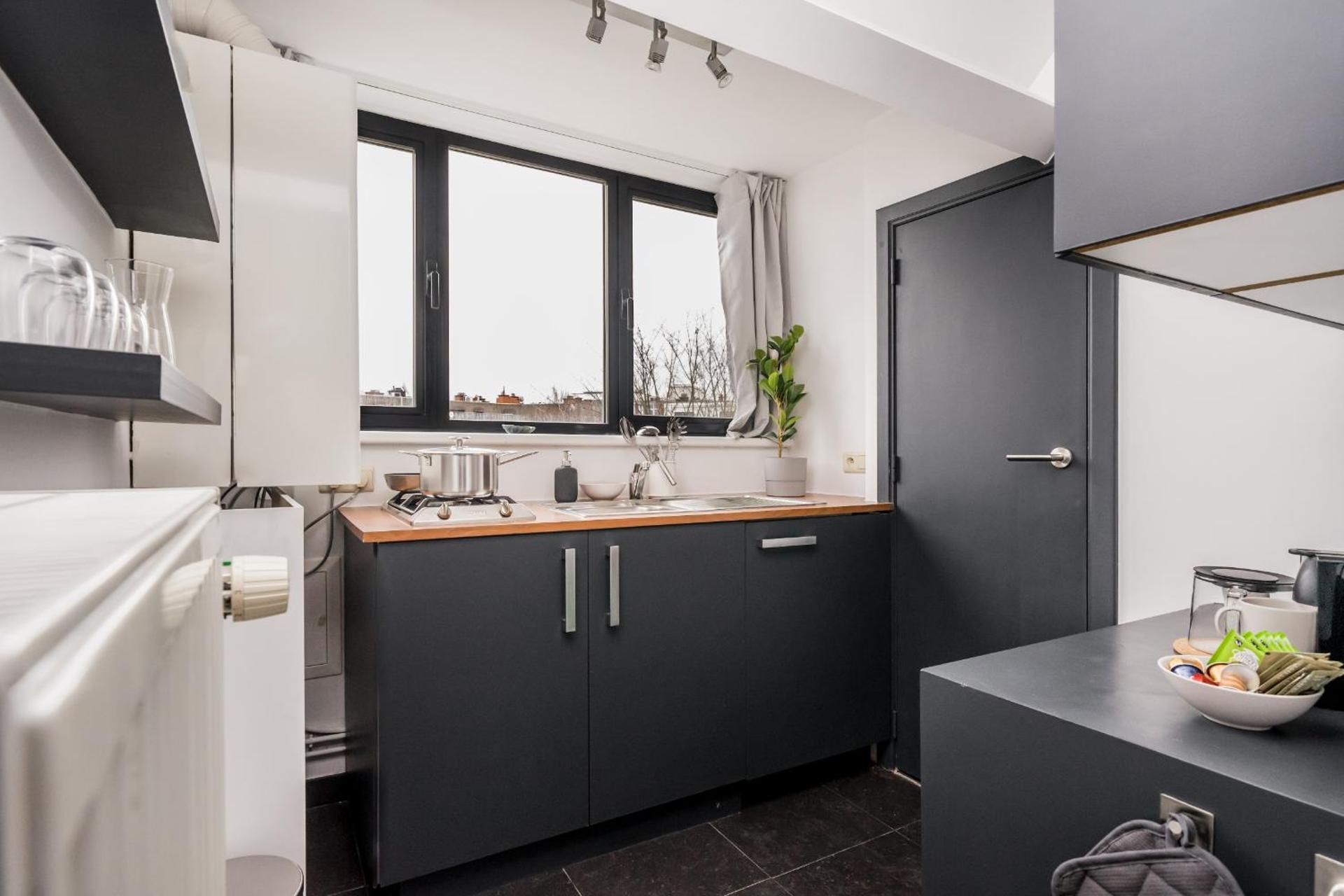 Kitchen or kitchenette