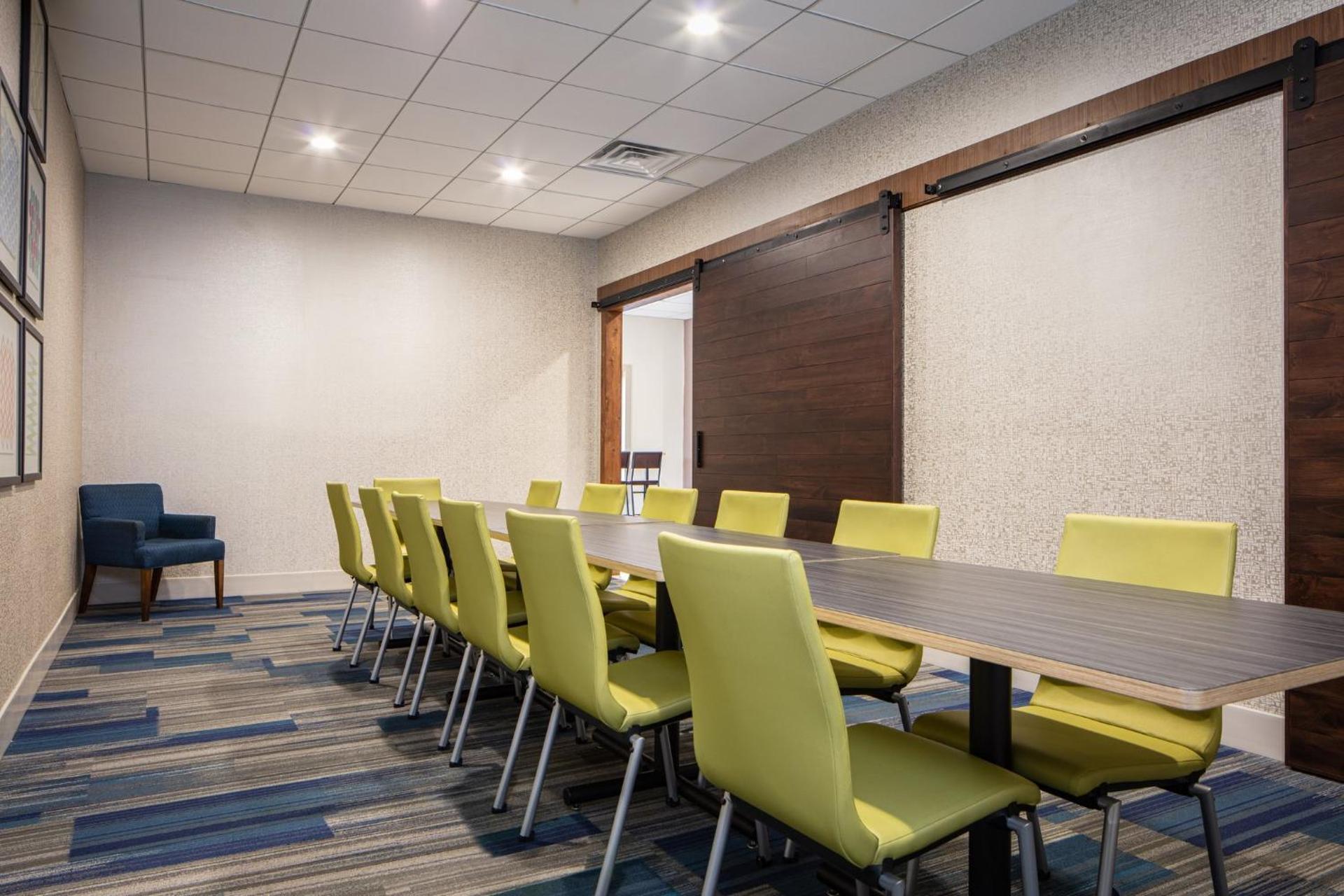 Meeting/conference room