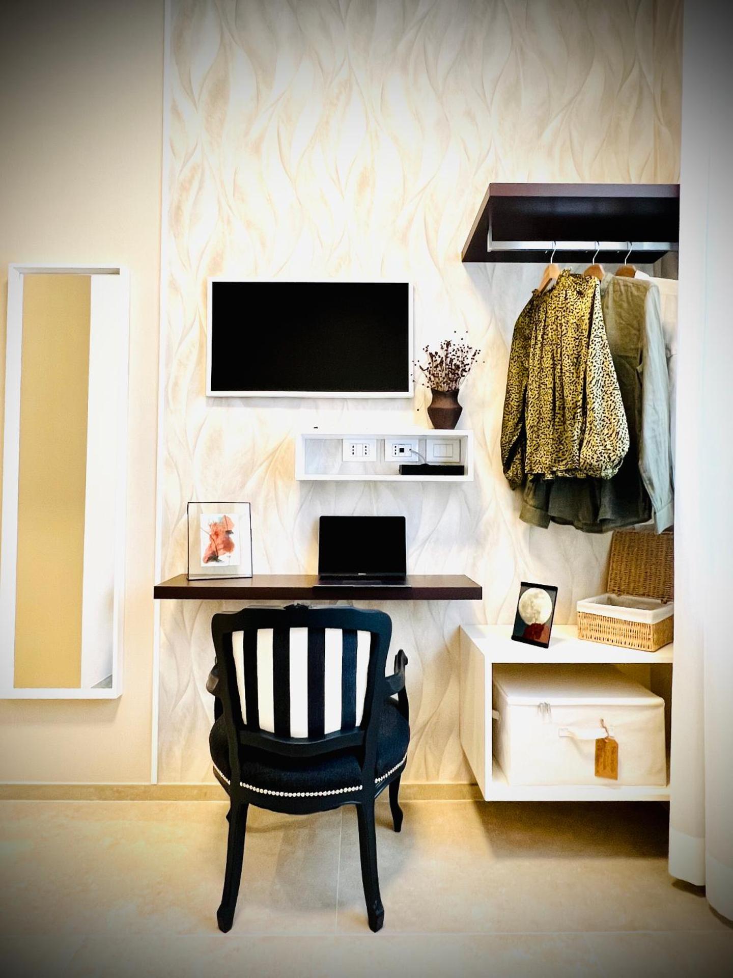 Single Room with Private Bathroom