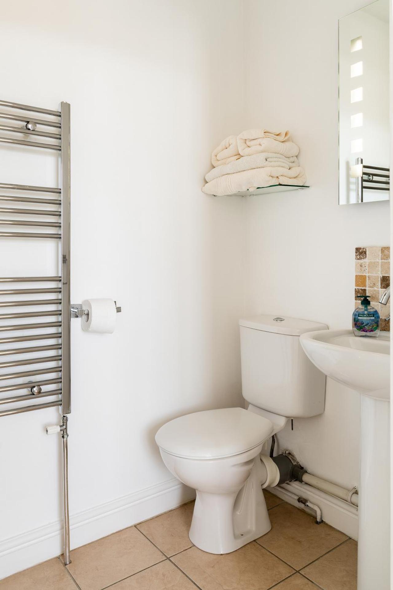 Tegfryn (Sleeps 8), 5*, Sea View, Borth y Gest