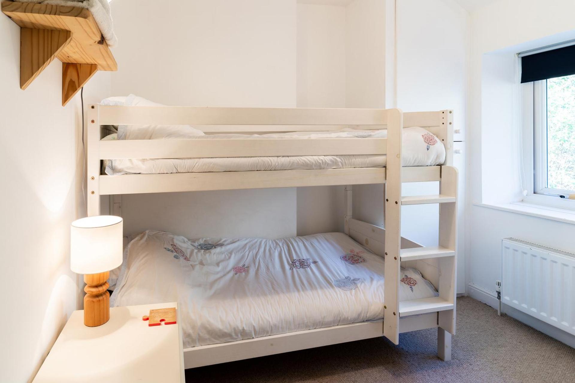 Tegfryn (Sleeps 8), 5*, Sea View, Borth y Gest