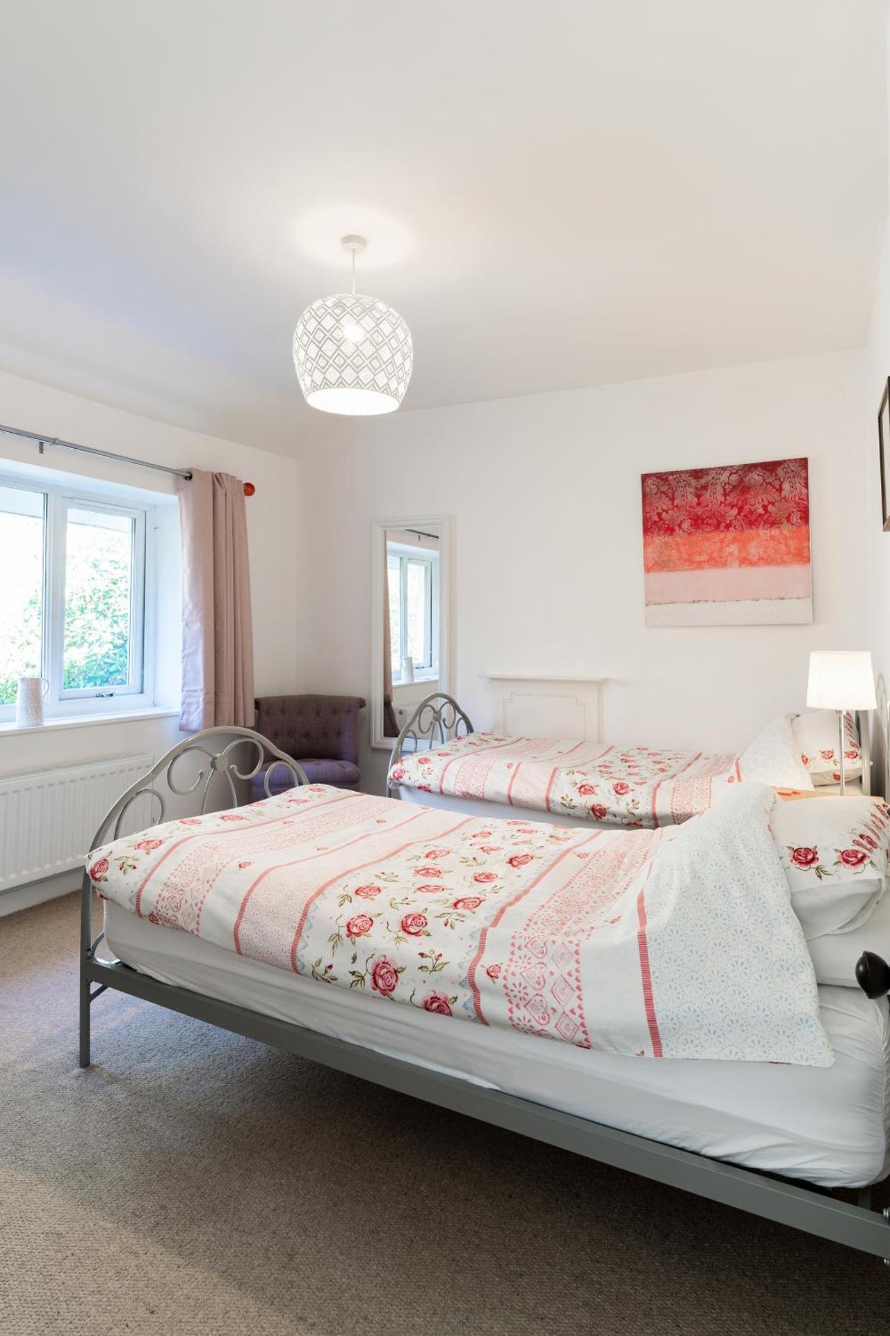 Tegfryn (Sleeps 8), 5*, Sea View, Borth y Gest