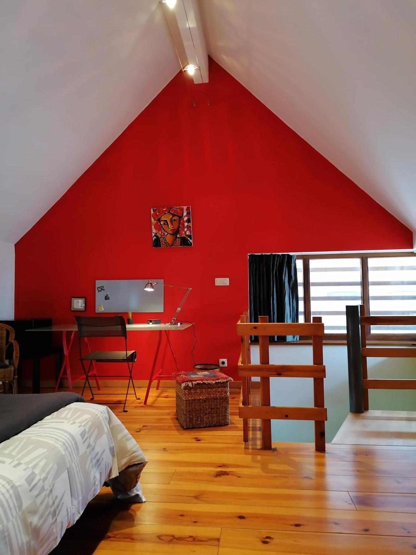 Photo of the whole room