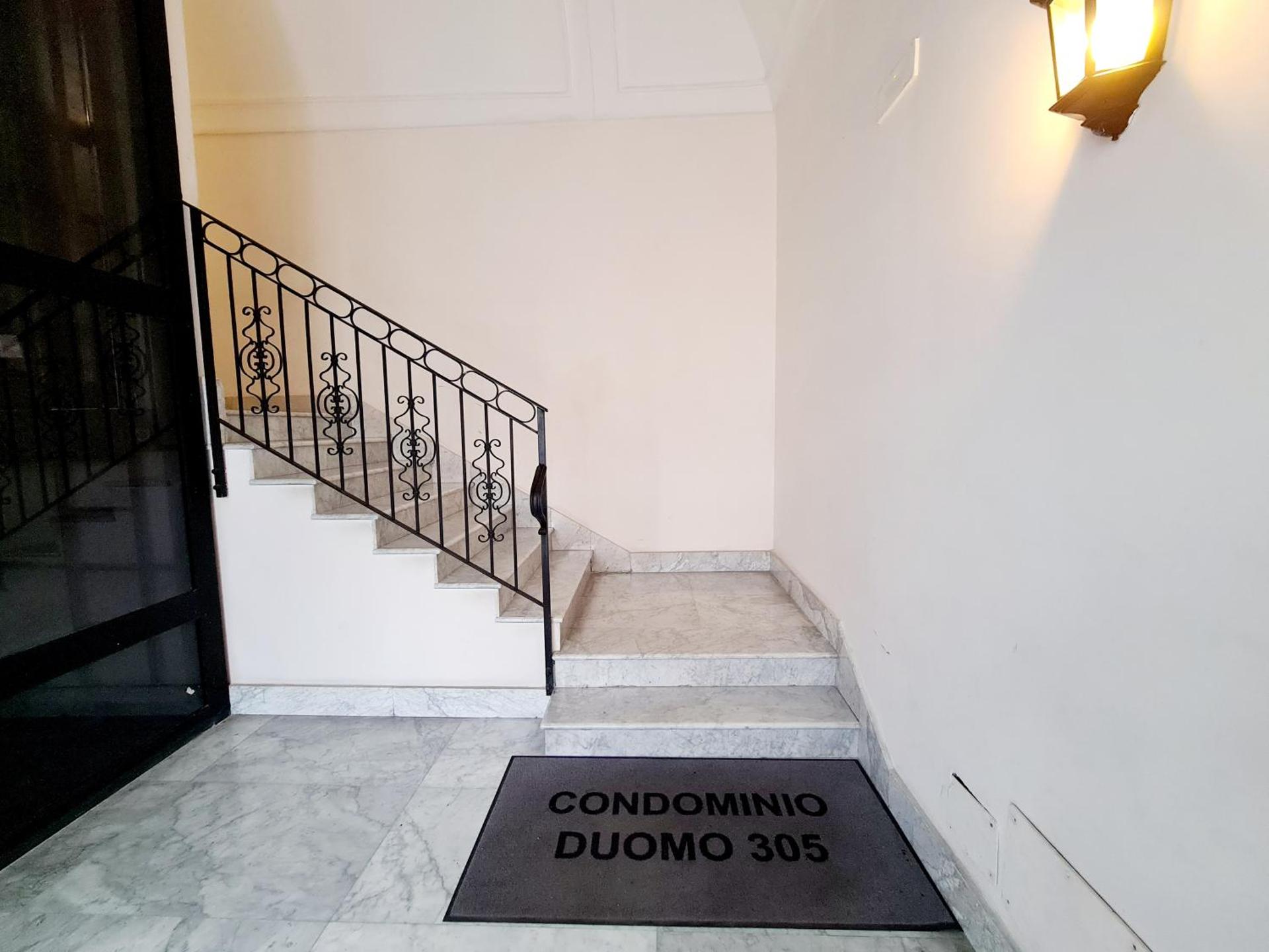 LA GIOIOSA NAPLES INN