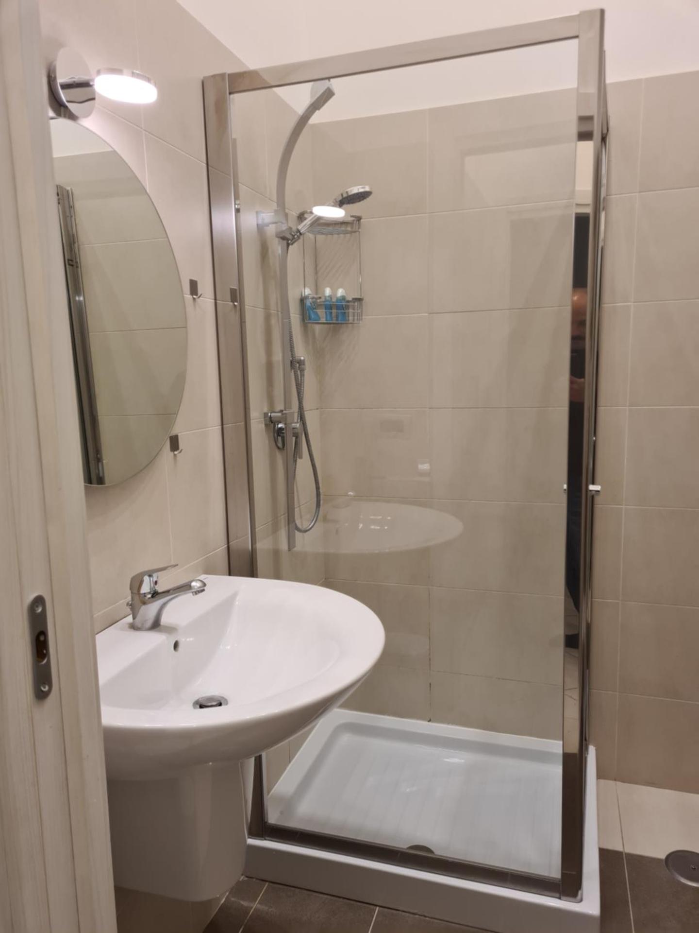 LA GIOIOSA NAPLES INN