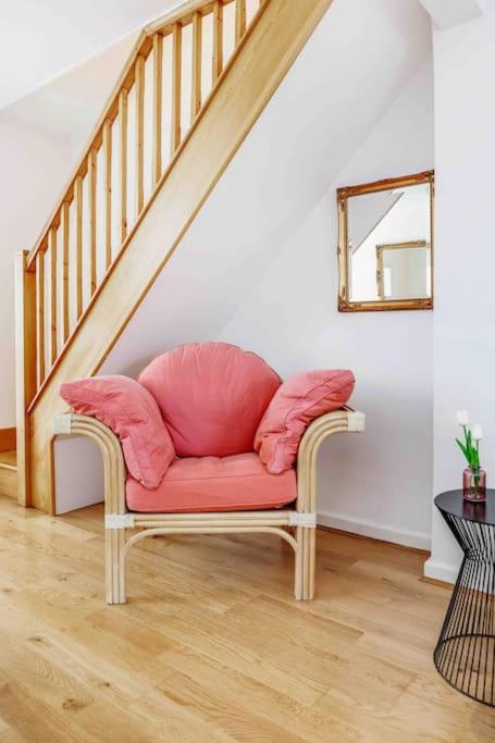 Stunning Victorian 3 Bed House Central Windsor