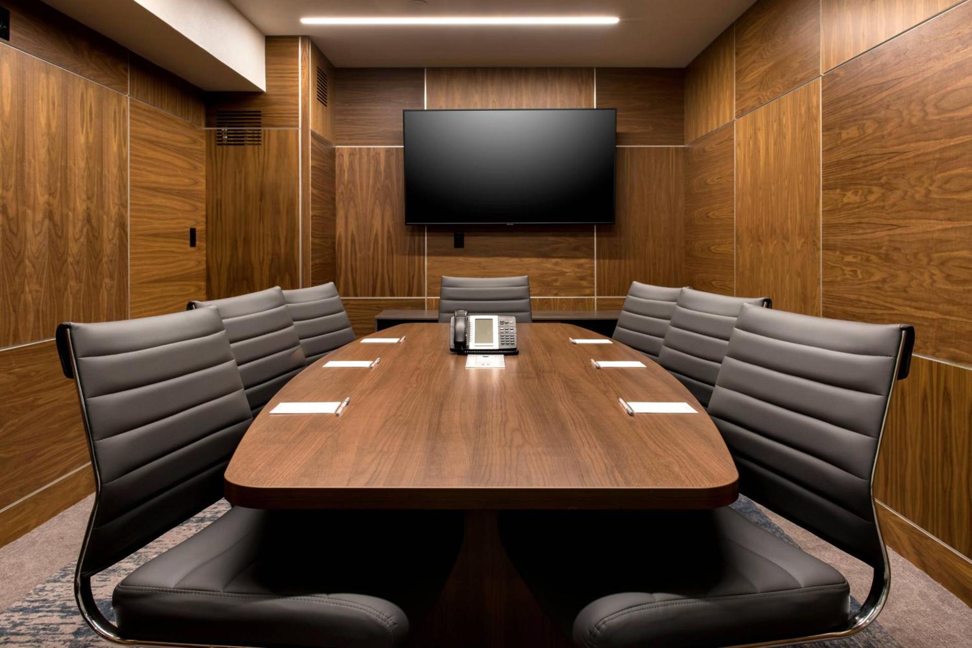 Meeting/conference room