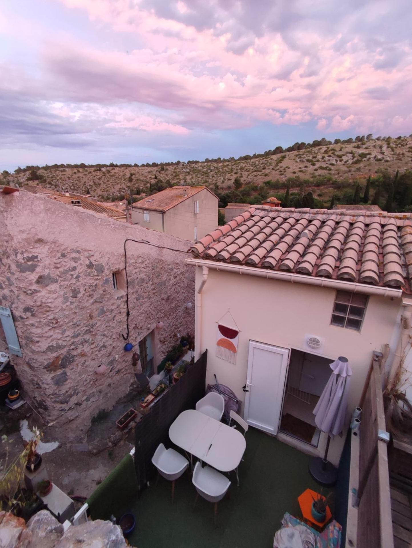 Jolie maison village 4 couchages &Terrasse à Fitou