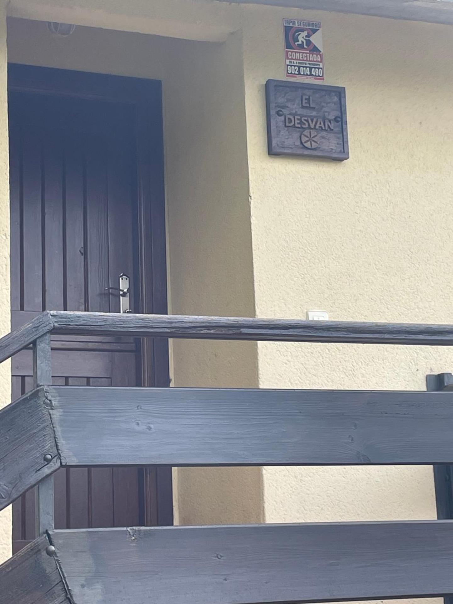 Apartamentos La Peral