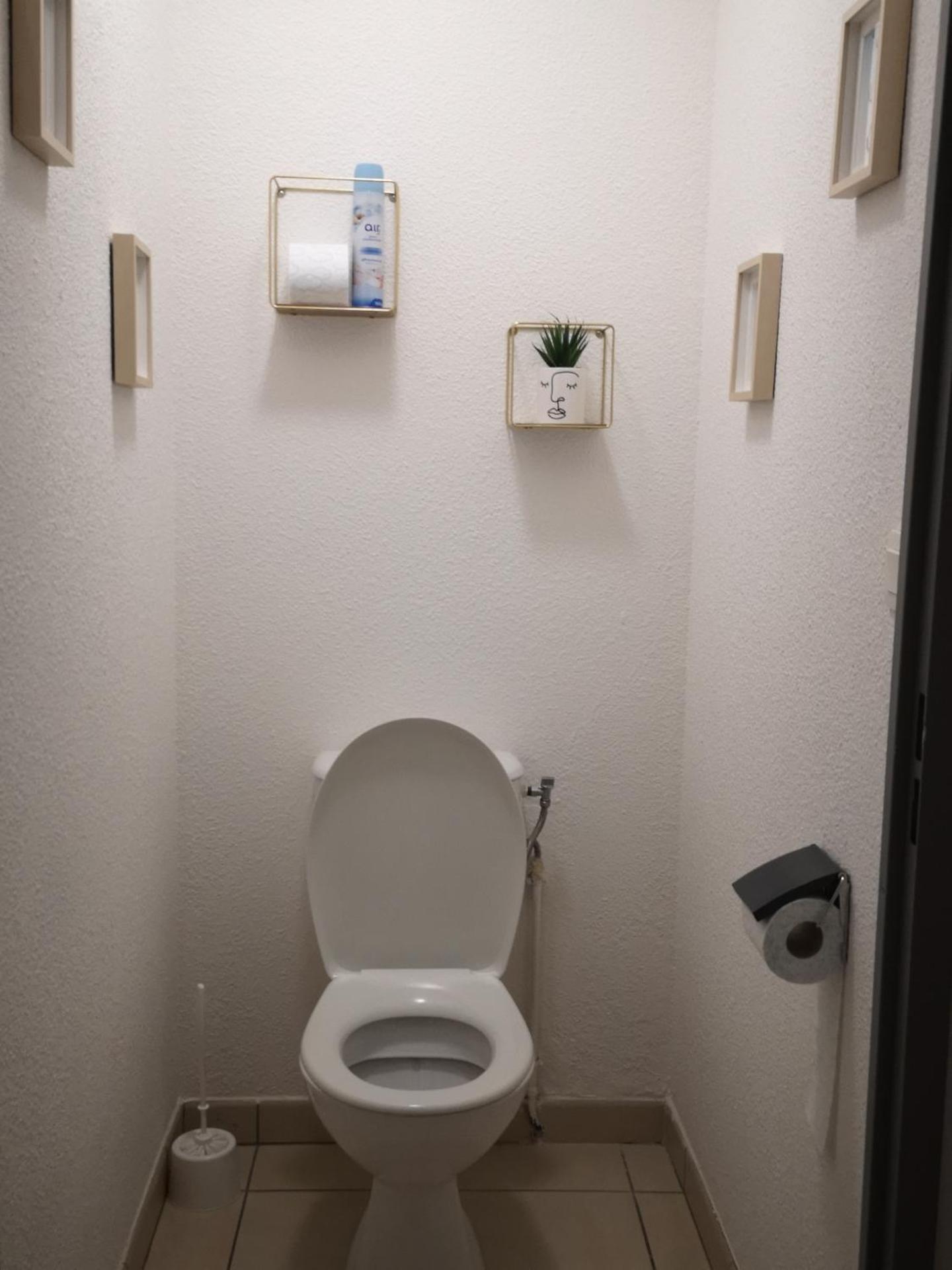 Toilet