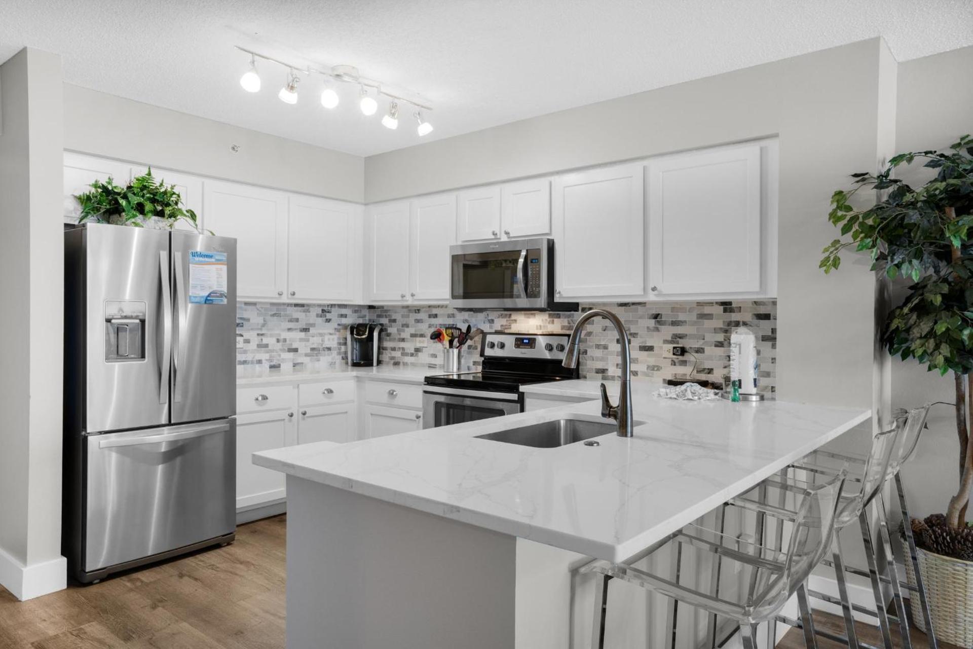 Pelican Beach Terrace 805