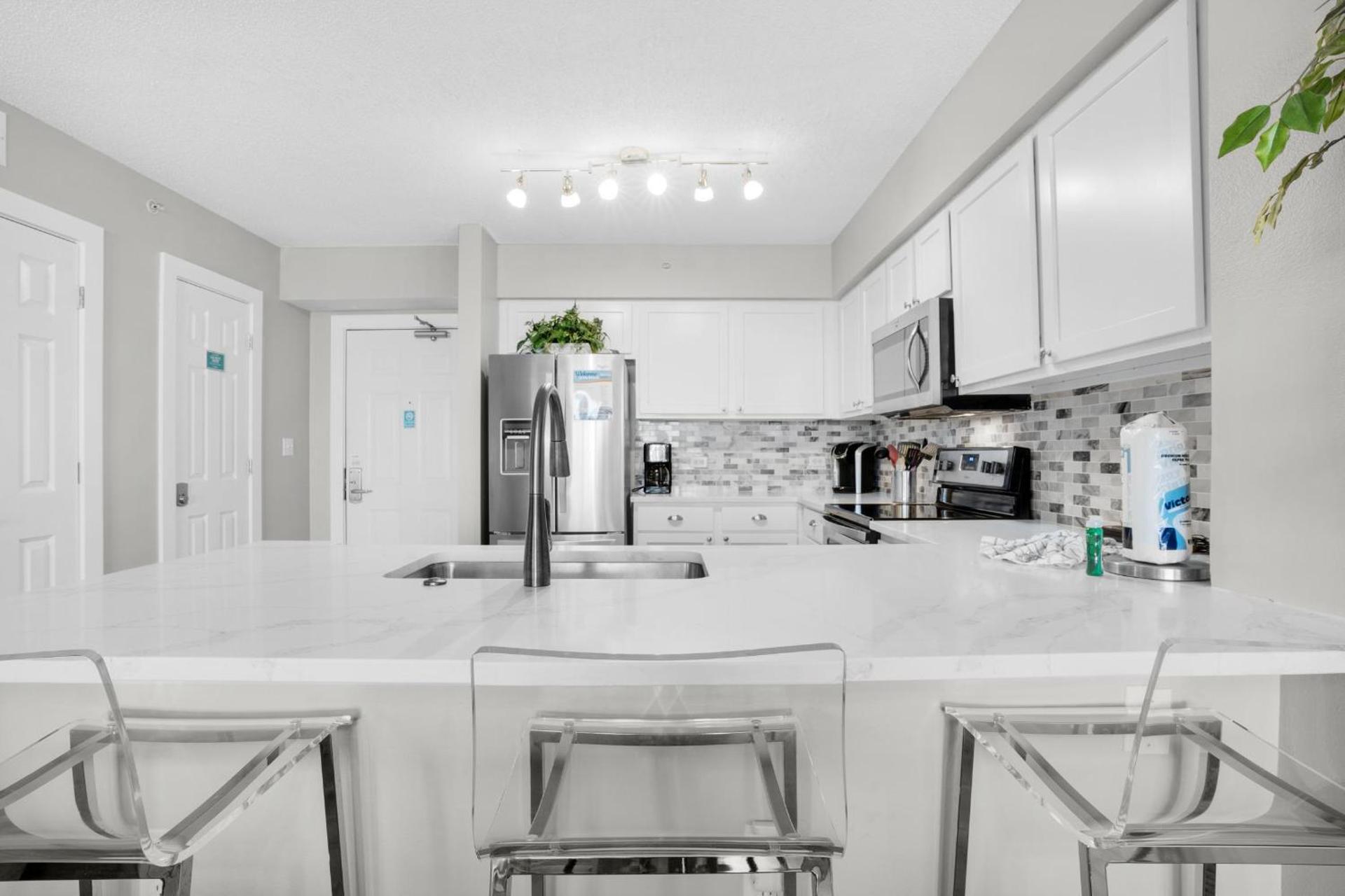 Pelican Beach Terrace 805