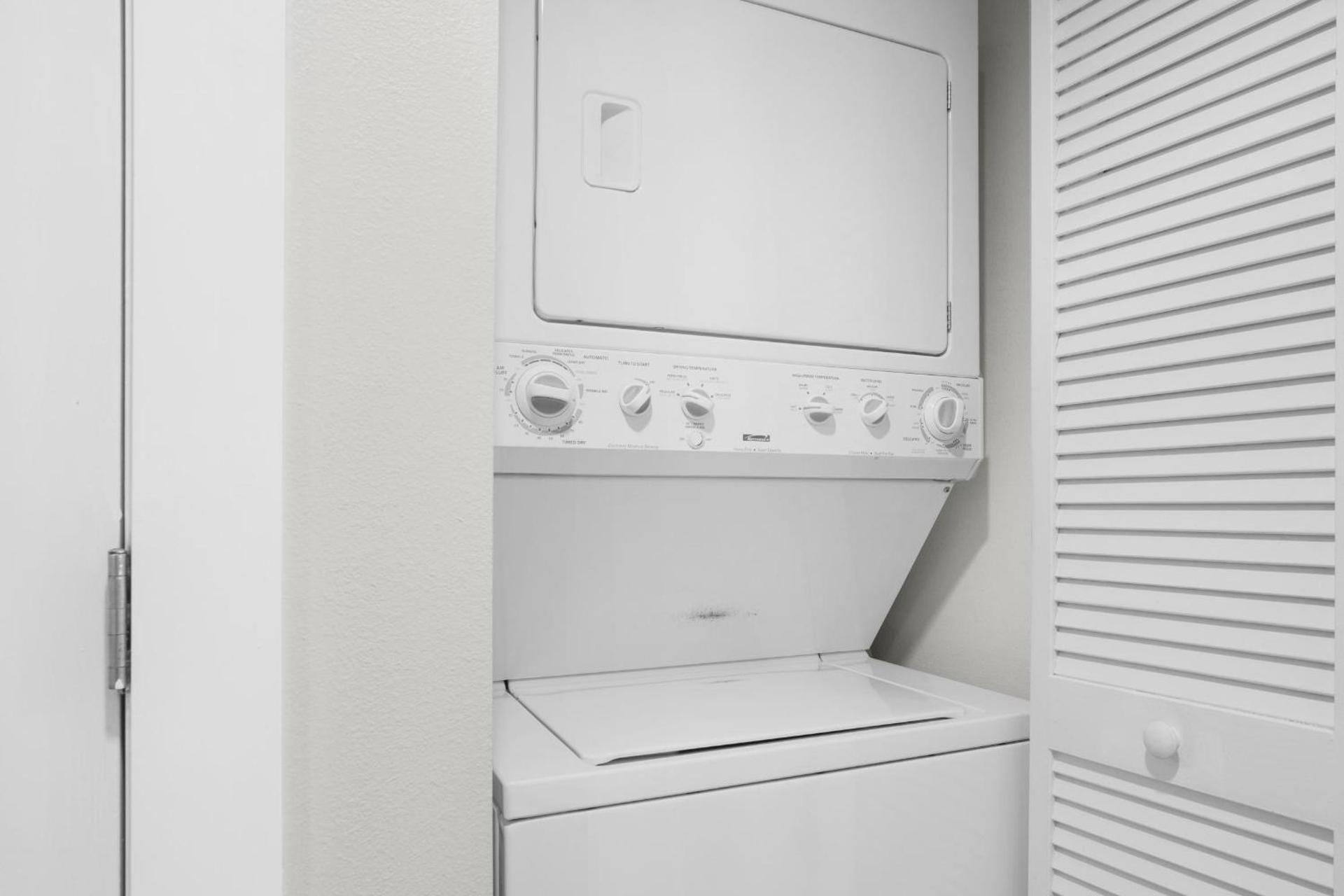 Pelican Beach Terrace 805