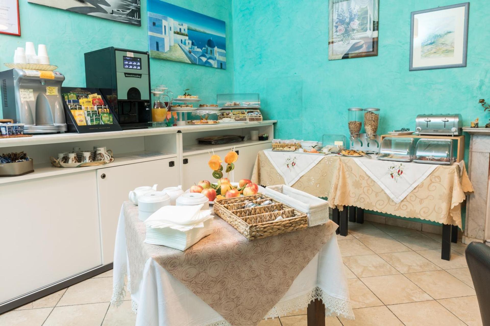 Coffee/tea facilities