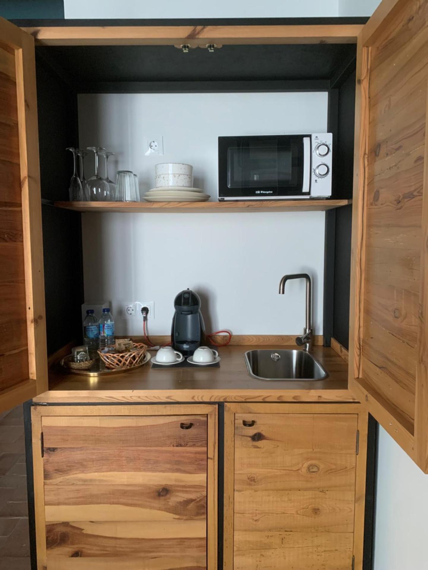 Coffee/tea facilities