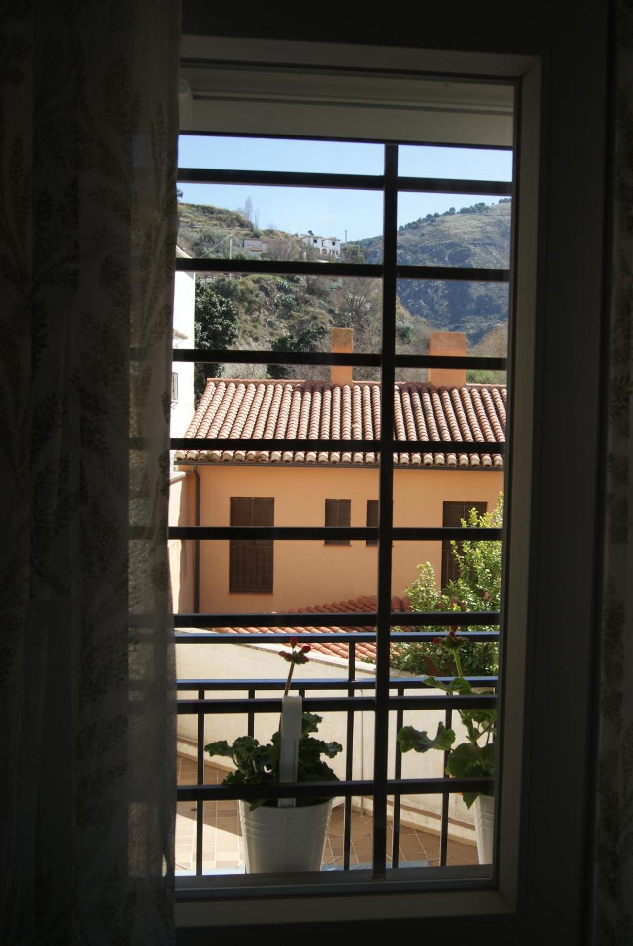 Apartamento Peñas Blancas, junto a ruta de los Cahorros, Monachil.