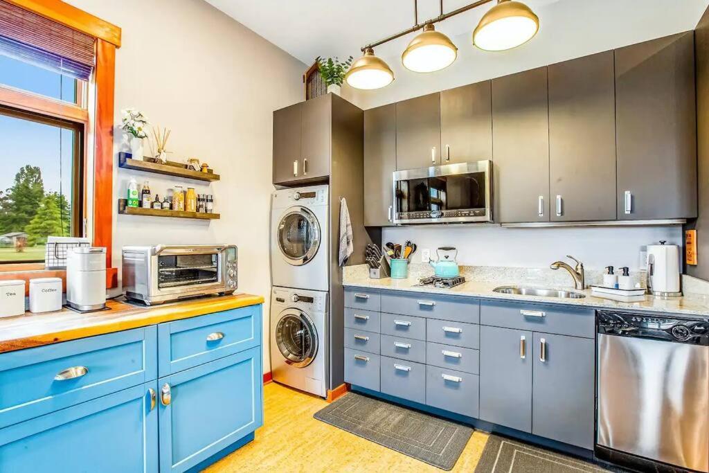 Olympic Discovery Cottage