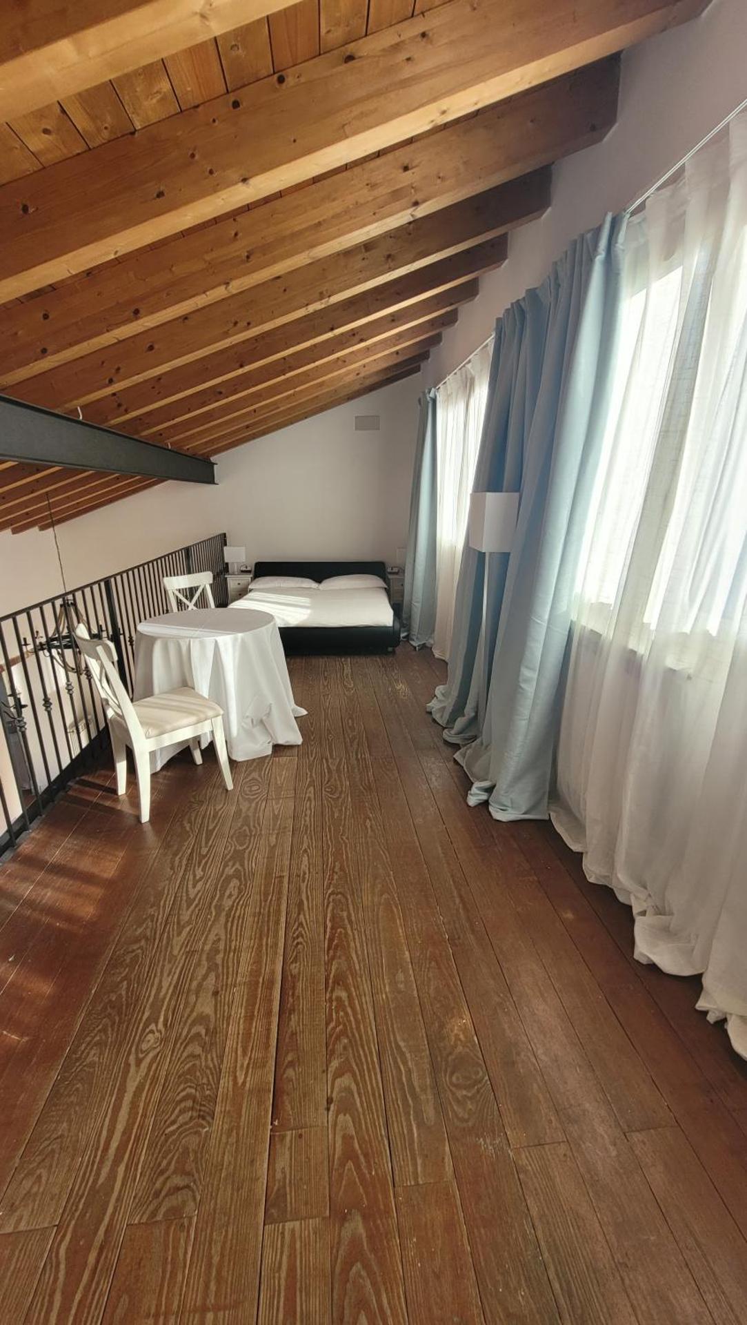 CharmeRooms Villa Moroni La Depandance