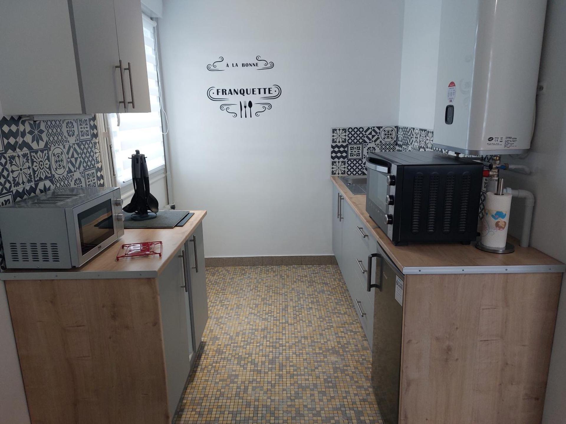 charmant studio proche du centre de neuville les dieppe