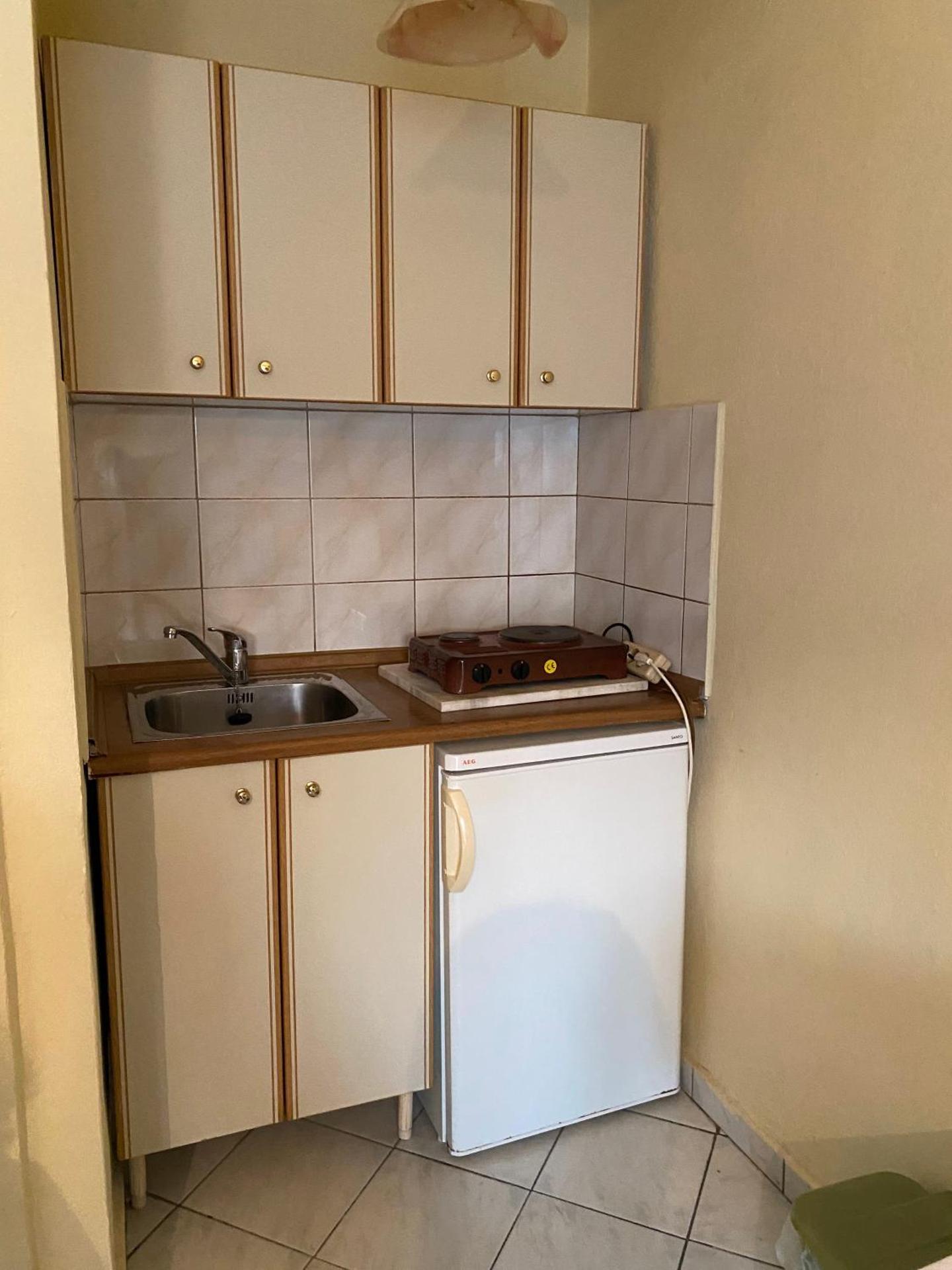 ANASTASIA’S APARTMENT