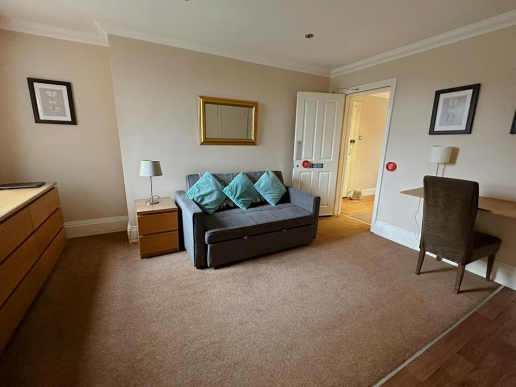 Cheshire Hospitality Ltd Trading As Lennox Lea Studios and Apartments