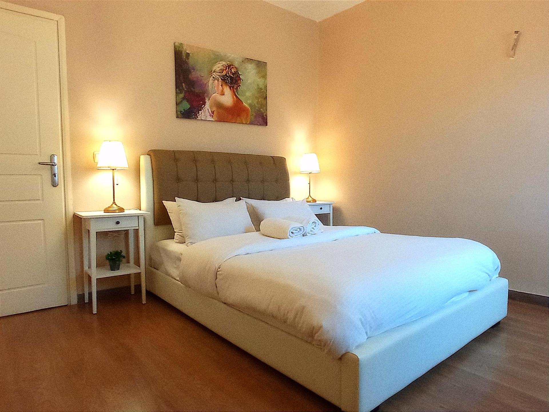 Odyseia Apts I at the center of the City & Old Town