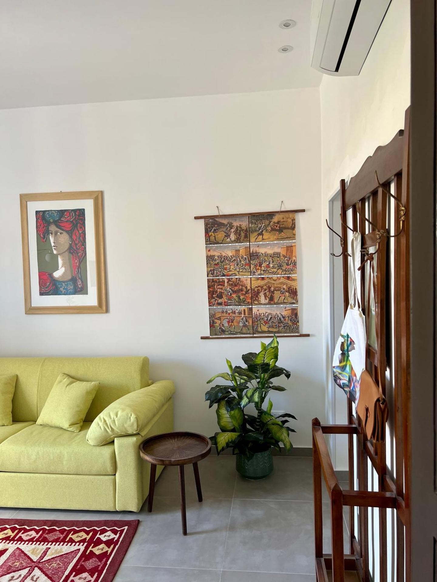 Case Orlando_a city center Sicilian treat