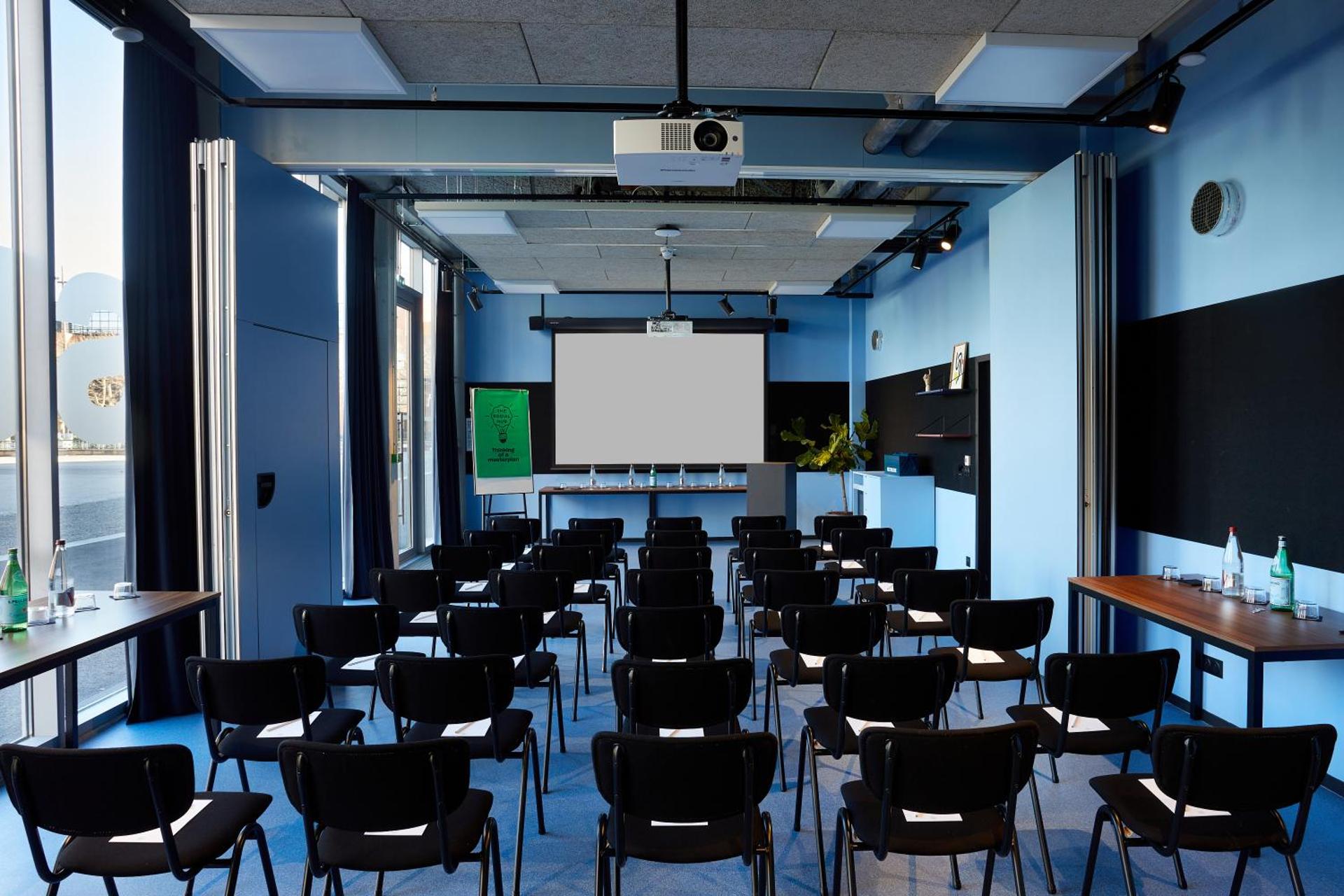 Meeting/conference room