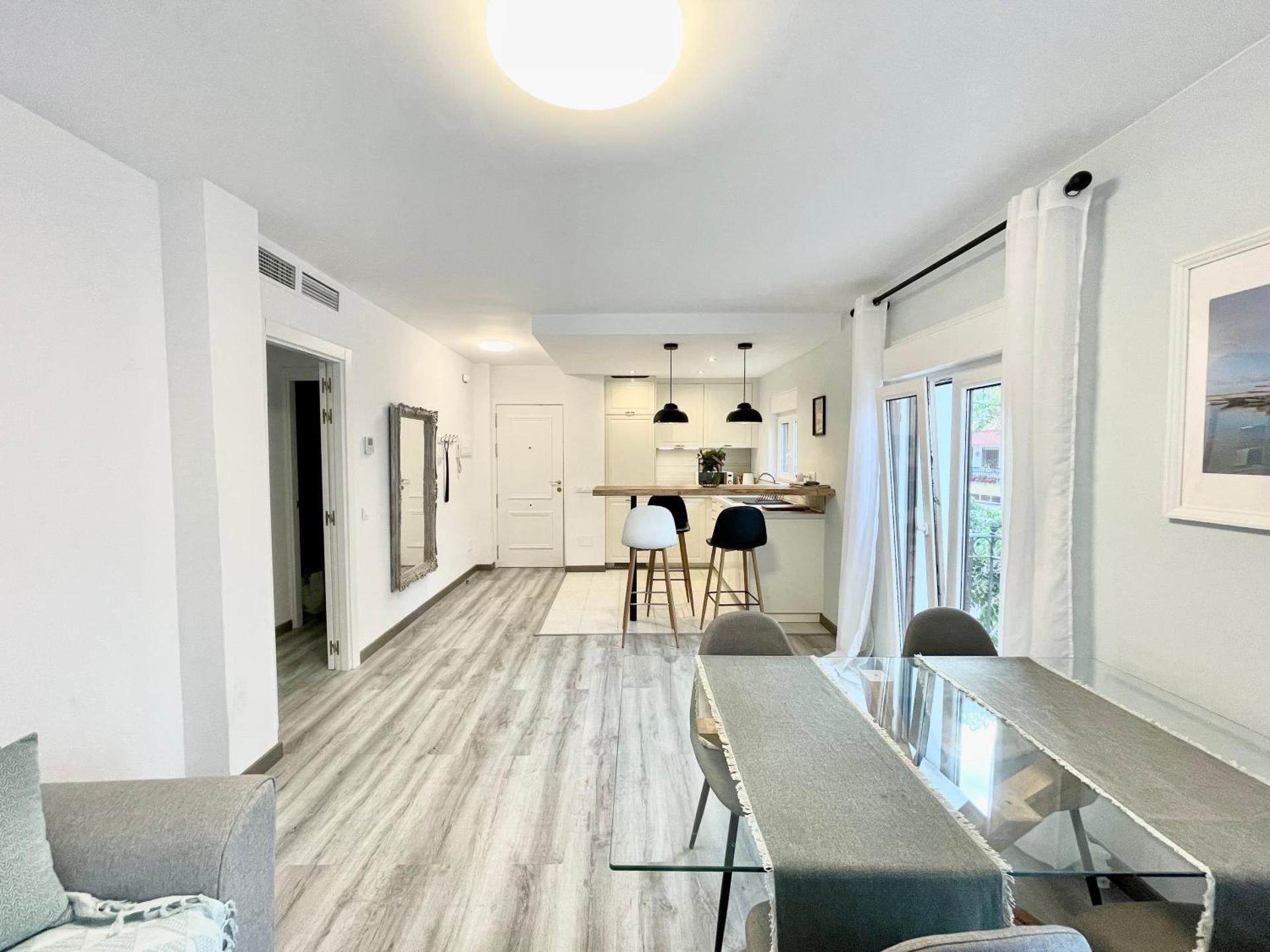 Muralla 12 Old Town- EaW Homes