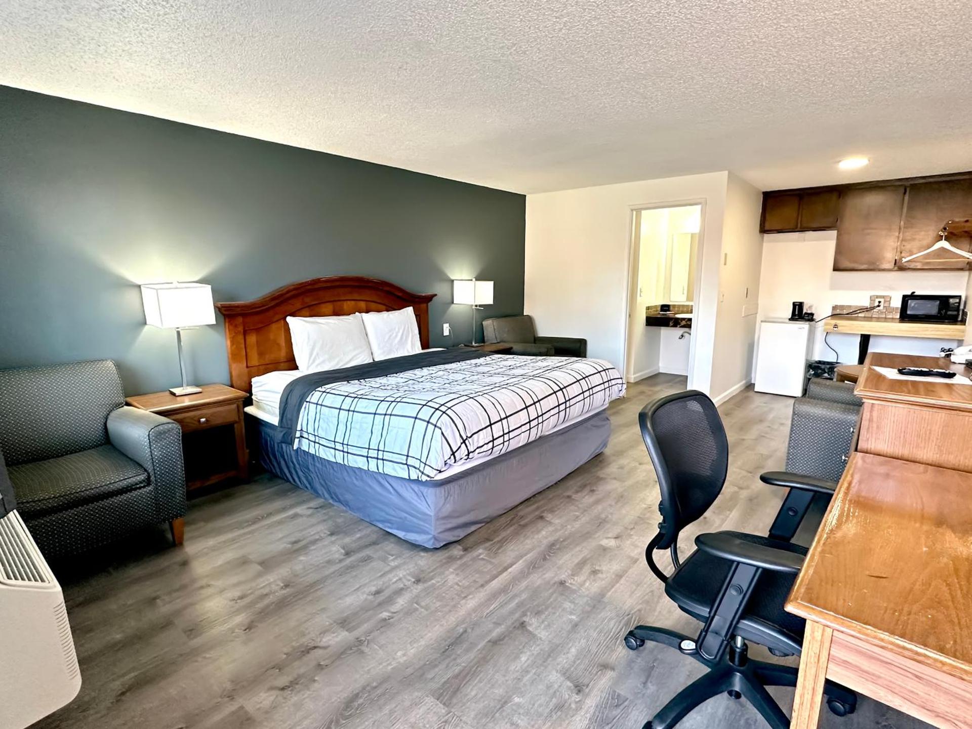 Photo of the whole room